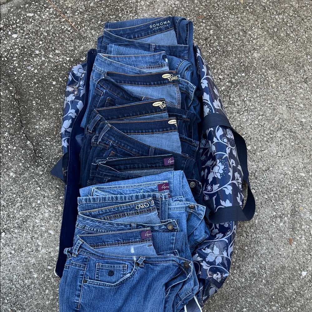 Gloria Vanderbilt Women's Blue Jeans Assortment 9